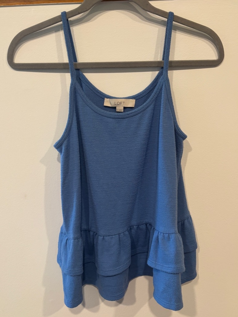 LOFT Blue Ruffle-Hem Soft Knit Tank Top - Women’s Small